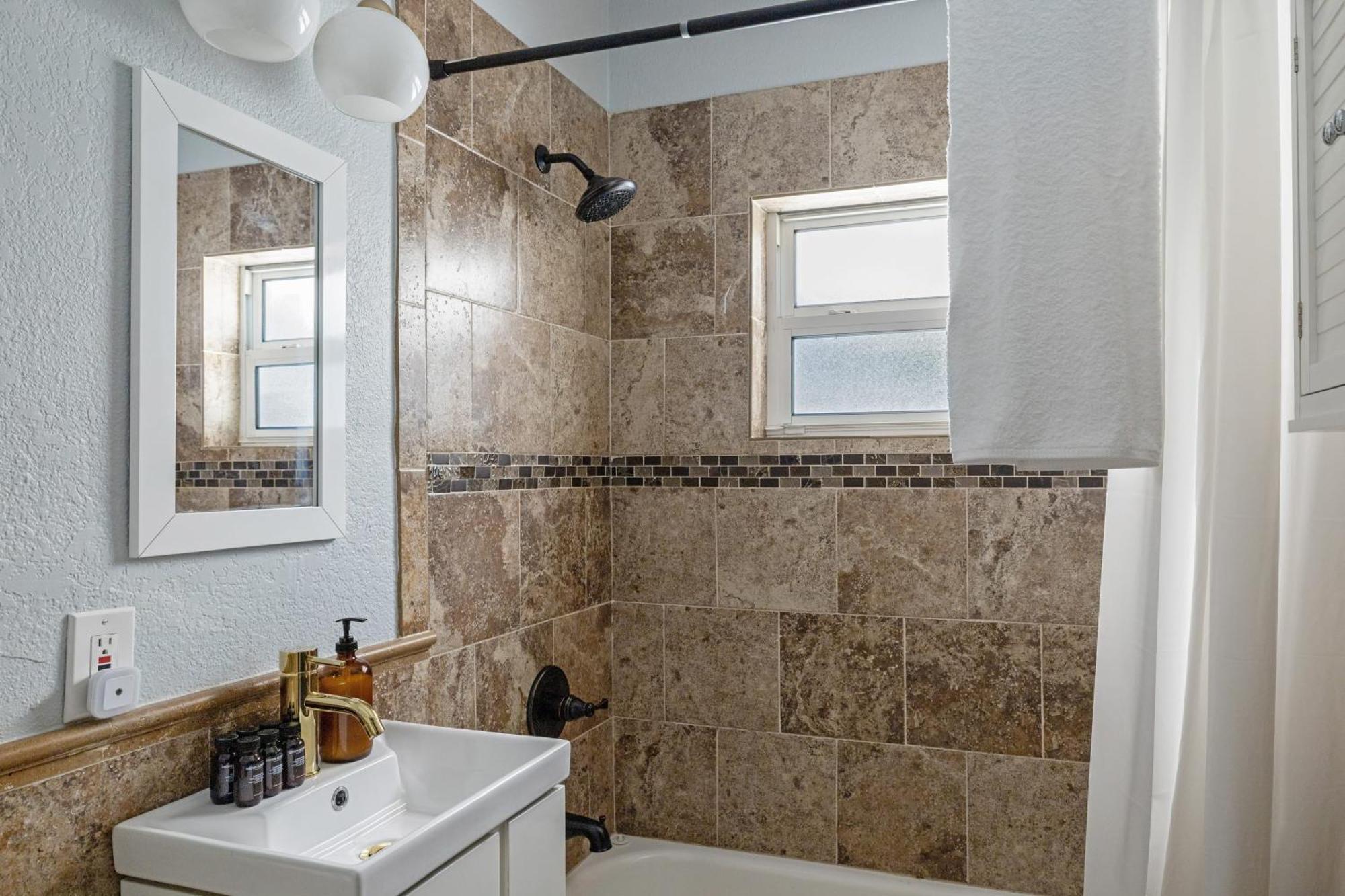 Tidal By Avantstay Gorgeous Home Close To Beaches W Pool Fort Lauderdale Esterno foto